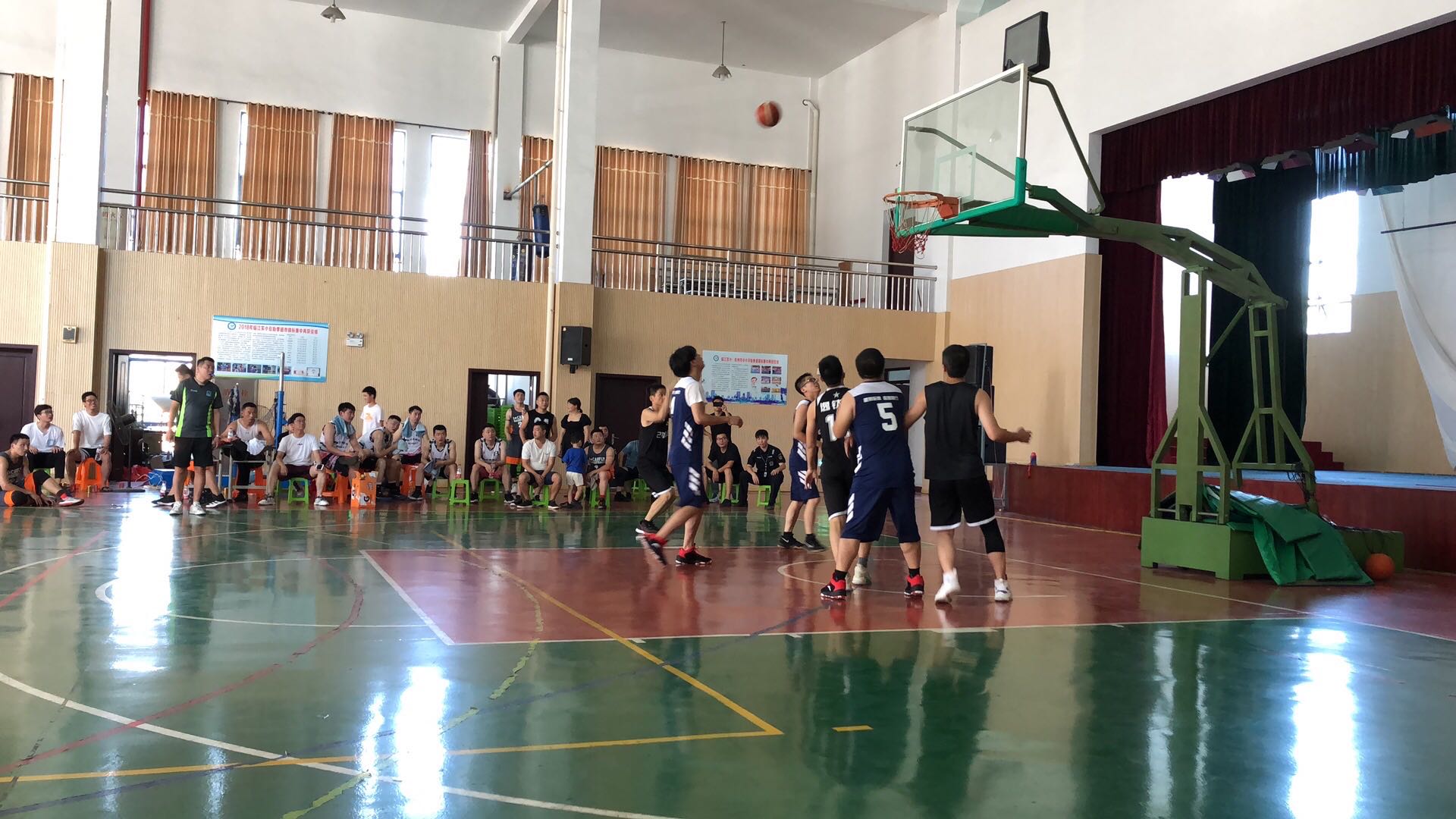 区级篮球对抗赛